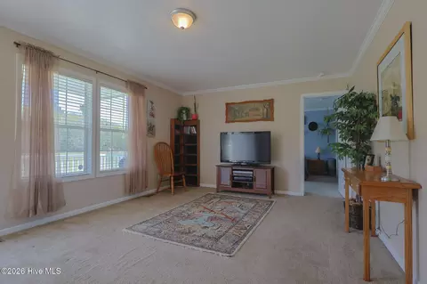Living - 309 Smith Rd, Gates, NC 27937 photo 3 of 4