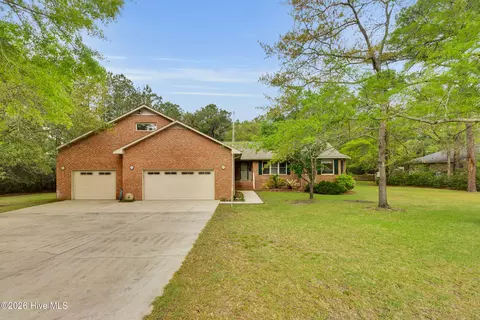 903 Lanyard Ln, New Bern, NC 28560