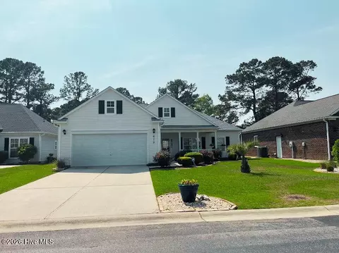 679 Meadowbrook Ln NW, Calabash, NC 28467