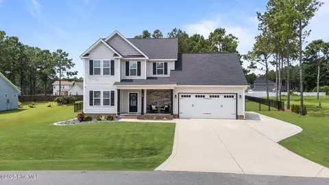 76 Shadybrook Dr, Benson, NC 27504