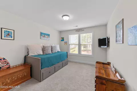 Bedroom - 76 Shadybrook Dr, Benson, NC 27504 photo 6 of 9