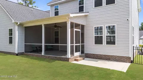 Exterior - 76 Shadybrook Dr, Benson, NC 27504 photo 4 of 8