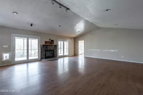Living - 508 Rockfish St, Edenton, NC 27932 photo 3 of 3