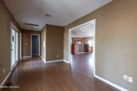Entry Way - 508 Rockfish St, Edenton, NC 27932 photo 1 of 2