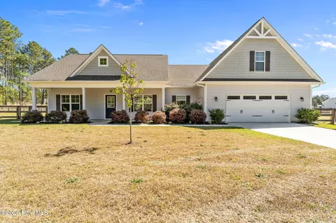 461 Monroe Rd, Cameron, NC 28326