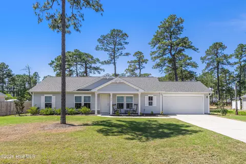950 Pine Needles Rd, Southport, NC 28461