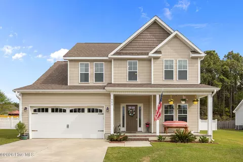 505 Diamond Ridge Ct, Hubert, NC 28539