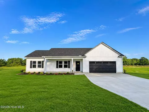 113 Huckleberry Bush Ln, Princeton, NC 27569