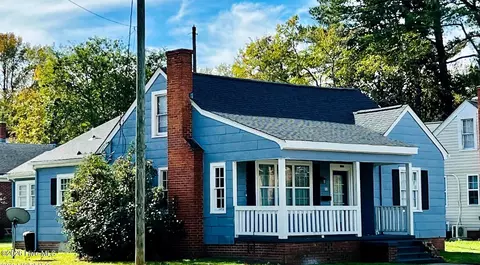 1806 E 3rd St, Greenville, NC 27858