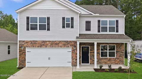 1408 Green Ridge Dr, Winterville, NC 28590
