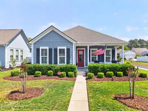 9142 Village Lake Dr SW, Calabash, NC 28467