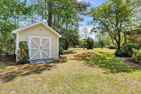 Exterior - 707 N Green Tee Rd, Hampstead, NC 28443 photo 9 of 20