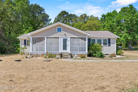 7108 Carolina Beach Rd, Wilmington, NC 28412