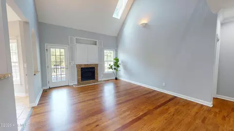Living - 264 Juniper Creek Blvd, Pinehurst, NC 28374 photo 2 of 3