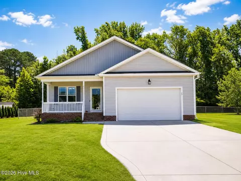 77 Oakley Dr, Princeton, NC 27569
