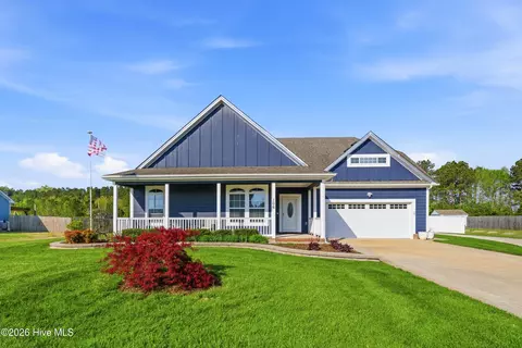 106 Arrow Head Ln, Moyock, NC 27958