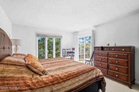 Bedroom - 30 Lake Pinehurst Villas Rd, Pinehurst, NC 28374 photo 2 of 7