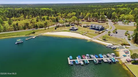 View/Area - 30 Lake Pinehurst Villas Rd, Pinehurst, NC 28374 photo 5 of 8