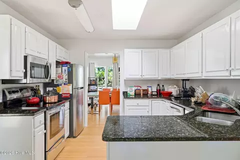 Kitchen - 30 Lake Pinehurst Villas Rd, Pinehurst, NC 28374 photo 2 of 3