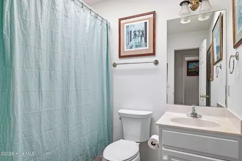 Bath - 30 Lake Pinehurst Villas Rd, Pinehurst, NC 28374 photo 2 of 2