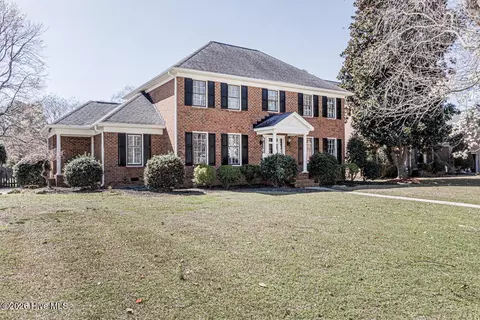 1504 Woodwind Dr, Greenville, NC 27858