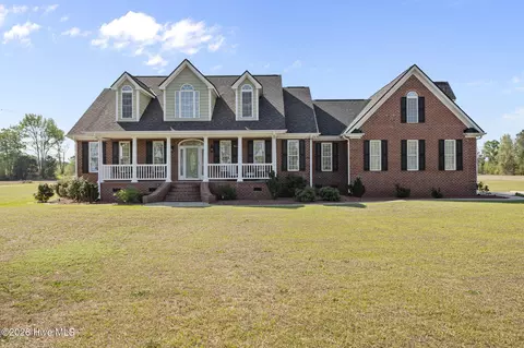 3561 Stedman Cedar Creek Rd, Fayetteville, NC 28312