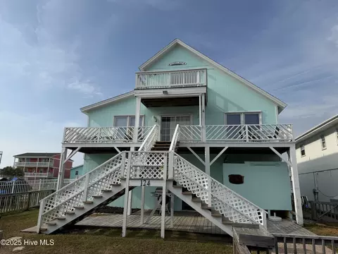 124 Starfish Dr, Holden Beach, NC 28462