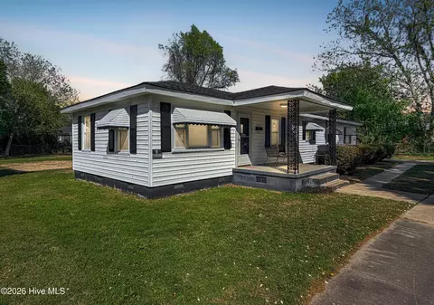 406 Factory St, Elizabeth City, NC 27909