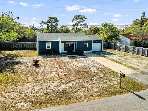 View/Area - 33 Riegel Dr, Hubert, NC 28539 photo 1 of 5