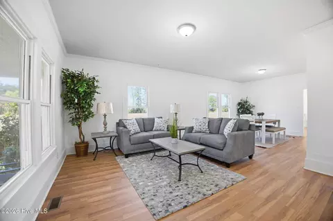 Living - 124 Republican Rd, Windsor, NC 27983 photo 1 of 5
