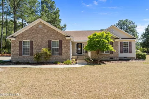 5 Vineyard Pl, Jackson Springs, NC 27281
