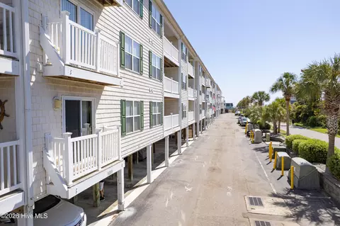 105 SE 58th St # 6103, Oak Island, NC 28465