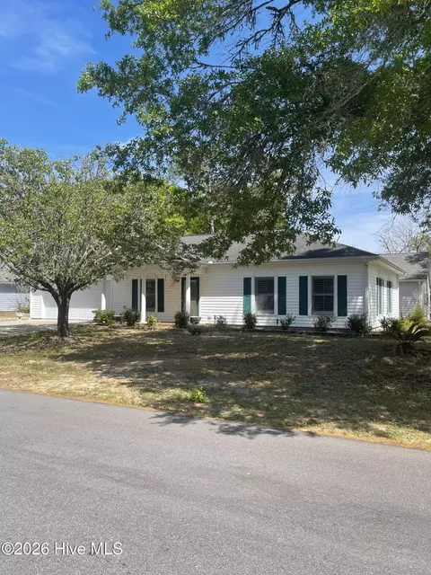 1508 W Oak Island Dr, Oak Island, NC 28465