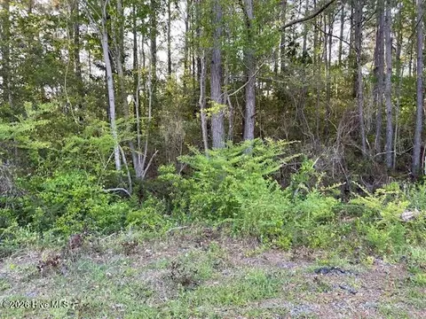 4795 Acres Ln SE, Southport, NC 28461