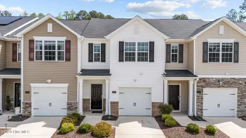 1206 Gracie Ln, Carthage, NC 28327