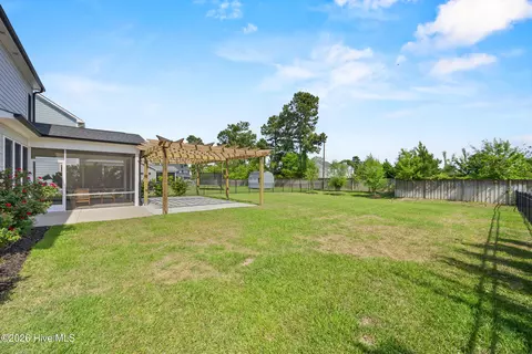 Exterior - 2 N Artisan Dr, Hampstead, NC 28443 photo 9 of 11