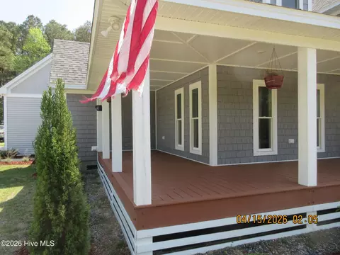Exterior - 141 W Mobile Rd, Harbinger, NC 27941 photo 4 of 13
