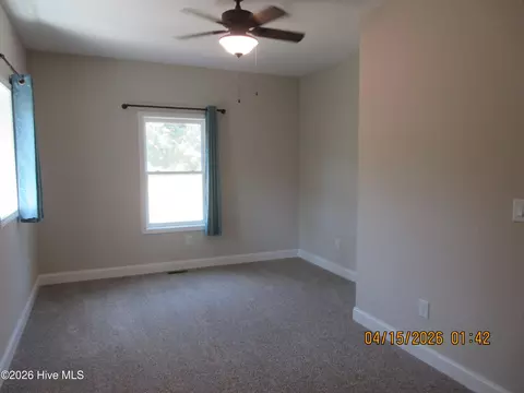 Bedroom - 141 W Mobile Rd, Harbinger, NC 27941 photo 3 of 8