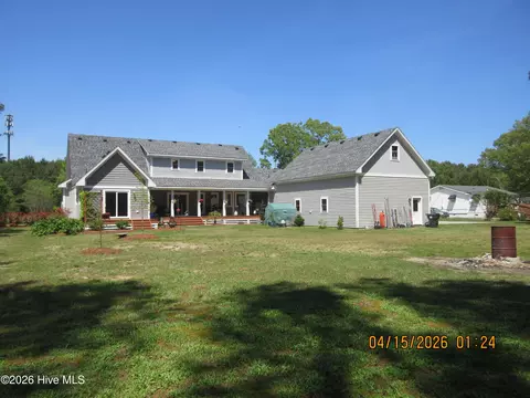 Exterior - 141 W Mobile Rd, Harbinger, NC 27941 photo 9 of 13
