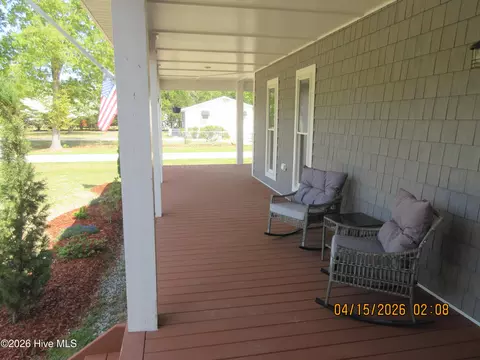 Exterior - 141 W Mobile Rd, Harbinger, NC 27941 photo 7 of 13