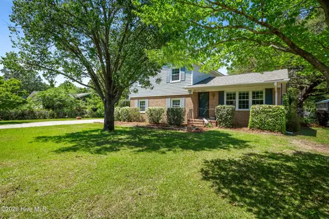 4925 Pleasant Oaks Dr, Wilmington, NC 28412