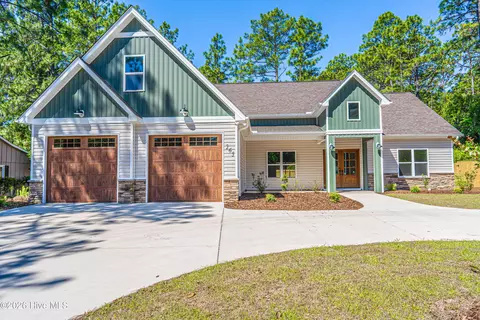 265 Sugar Pine Dr, Pinehurst, NC 28374