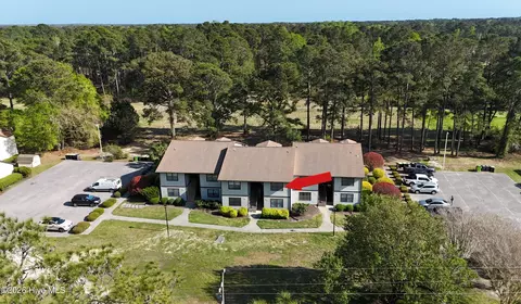 308 Country Club Villa Dr # 3, Shallotte, NC 28470