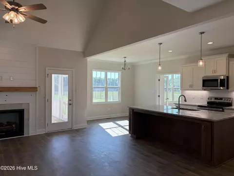 Living - 168 Prency Ln, Middlesex, NC 27557 photo 2 of 2