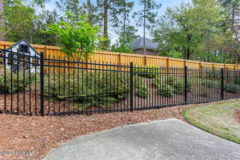 Exterior - 8 Surry Circle Dr N, Pinehurst, NC 28374 photo 11 of 15