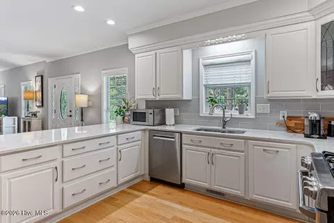 Kitchen - 8 Surry Circle Dr N, Pinehurst, NC 28374 photo 5 of 5
