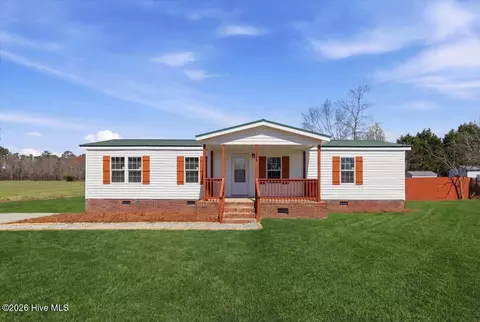 2339 Grover Hardee Rd, Winterville, NC 28590