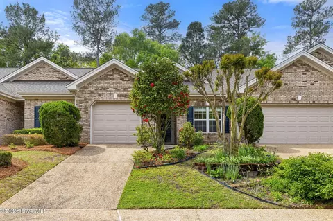 4524 Regent Dr, Wilmington, NC 28412