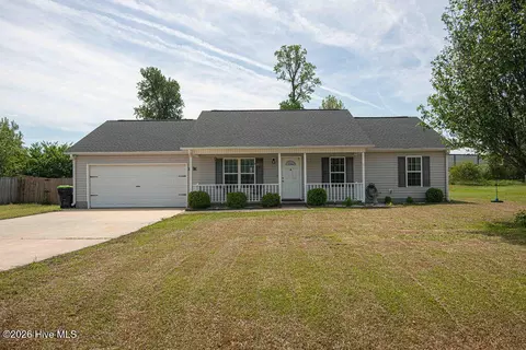 118 Clint Mills Rd, Maysville, NC 28555
