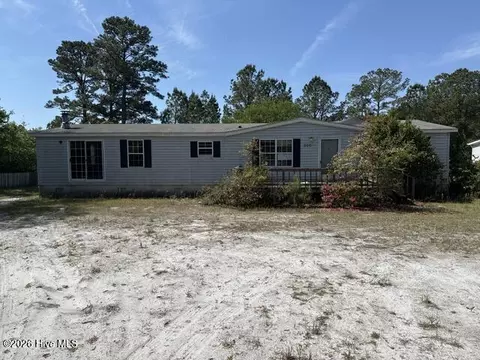 200 Watts Landing Rd, Hampstead, NC 28443